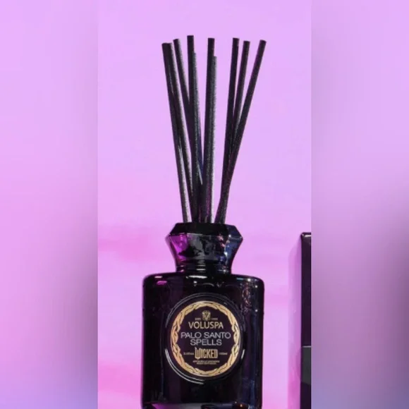 New Voluspa Wicked Palo Santo reed diffuser - Picture 3 of 4